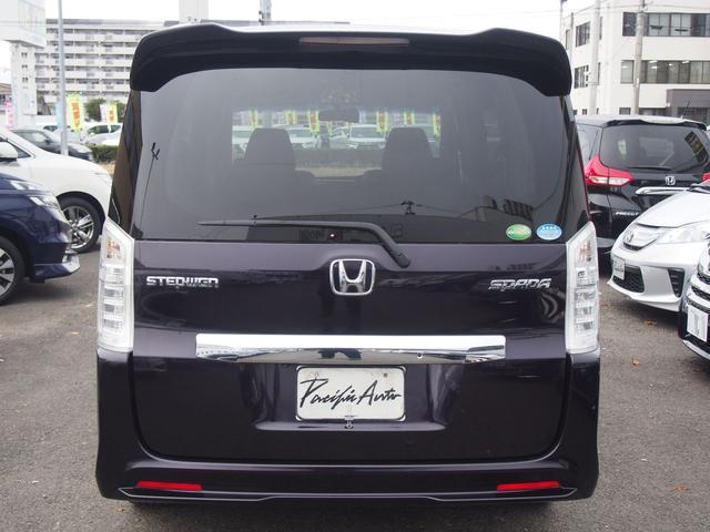 ステップワゴンスパーダ 後期　Ｚ　９型ナビ　後席モニター　両側電動ドア　新品黒革仕様　７人乗り　スマートキー　ＨＩＤライト　純正１６インチアルミ　革巻ハンドル　地デジＴＶ　ＵＳＢ　ＣＤ録音　ＤＶＤ　ＳＤ　バックカメラ　ＥＴＣ　クルコン　横滑り防止　ｉ－ＳＴＯＰ　関東１オーナー　禁煙車（3枚目）