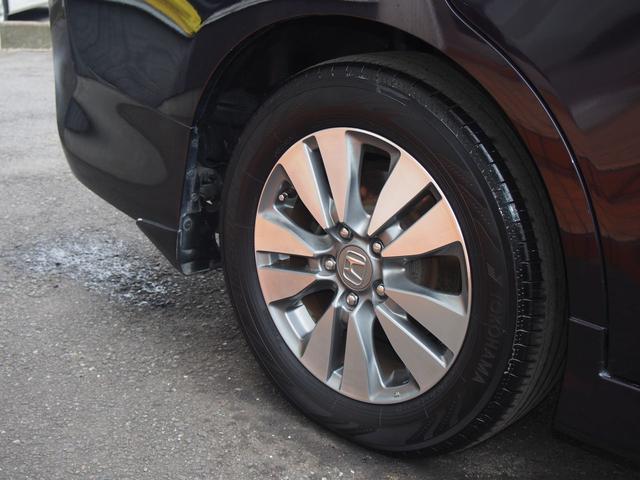 ステップワゴンスパーダ 後期　Ｚ　９型ナビ　後席モニター　両側電動ドア　新品黒革仕様　７人乗り　スマートキー　ＨＩＤライト　純正１６インチアルミ　革巻ハンドル　地デジＴＶ　ＵＳＢ　ＣＤ録音　ＤＶＤ　ＳＤ　バックカメラ　ＥＴＣ　クルコン　横滑り防止　ｉ－ＳＴＯＰ　関東１オーナー　禁煙車（28枚目）