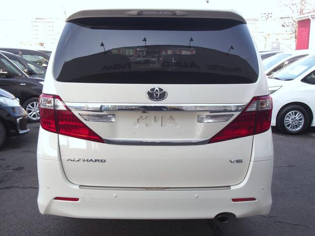 アルファード ４ＷＤ後期３５０Ｓ　９型ナビ　ＡＬＰＩＮＥモニター　黒革仕様　両側電動ドア　スマートキー　ＨＩＤ　ウッドコンビハン　Ｂｌｕｅｔｏｏｔｈ　ＤＶＤ　ＣＤ録音　バックカメラ　フロントカメラ　コーナーセンサー　リアヒーター　横滑り防止　クルコン　ＥＴＣ　禁煙車　関西仕入（3枚目）