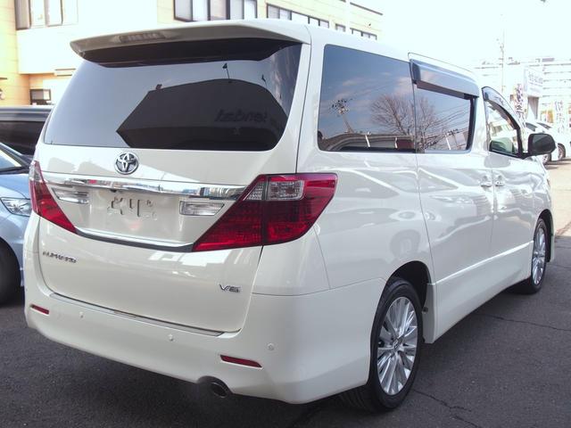 アルファード ４ＷＤ後期３５０Ｓ　９型ナビ　ＡＬＰＩＮＥモニター　黒革仕様　両側電動ドア　スマートキー　ＨＩＤ　ウッドコンビハン　Ｂｌｕｅｔｏｏｔｈ　ＤＶＤ　ＣＤ録音　バックカメラ　フロントカメラ　コーナーセンサー　リアヒーター　横滑り防止　クルコン　ＥＴＣ　禁煙車　関西仕入（8枚目）