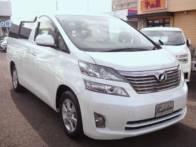 ヴェルファイア ４ＷＤ　２．４Ｘ　ＨＤＤナビ　ＡＬＰＩＮＥモニター　電動ドア　エンジンオイル消費対策済　８人　スマートキー　ＨＩＤ　ウッドコンビハン　Ｂｌｕｅｔｏｏｔｈ　ＤＶＤ　ＣＤ　バックカメラ　コーナーセンサー　リアヒーター　横滑り防止　エンスタ　ＥＴＣ　１オーナー　禁煙車（6枚目）