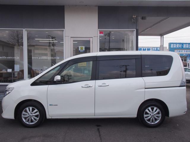 セレナ ２０Ｇ　ＳＨＶ　８型ナビ　１１型後席モニター　両側電動ドア　ハーフレザー　スマートキー　地デジＴＶ　Ｂｌｕｅｔｏｏｔｈ　ＤＶＤ　ＣＤ録音　ＳＤ　クルコン　横滑り防止　衝突軽減ブレーキ　レーンアシスト　バックカメラ　リアヒーター　ＥＴＣ　禁煙車　関東１オーナー（5枚目）