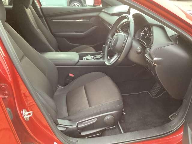 ＭＡＺＤＡ３ファストバック １．５　１５Ｓ　ツーリング　４ＷＤ　３６０度モニター／ＥＴＣ／キーレス／ＣＤ／ＤＶＤプレー（15枚目）