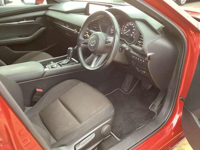 ＭＡＺＤＡ３ファストバック １．５　１５Ｓ　ツーリング　４ＷＤ　３６０度モニター／ＥＴＣ／キーレス／ＣＤ／ＤＶＤプレー（16枚目）