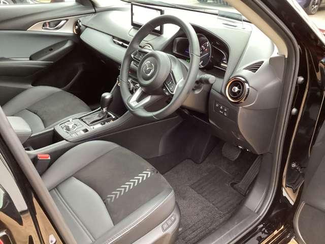 ＣＸ－３ １．５　１５Ｓ　ビビッド　モノトーン　４ＷＤ　３６０度モニター／純正ナビＳＤカード／シートヒ（16枚目）