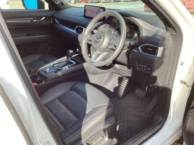 ＣＸ－５ ２．２　ＸＤ　スポーツ　アピアランス　ディーゼルターボ　４Ｗ　シートヒーター／ハンドルヒーター／ＡＷＤ／革シ（16枚目）