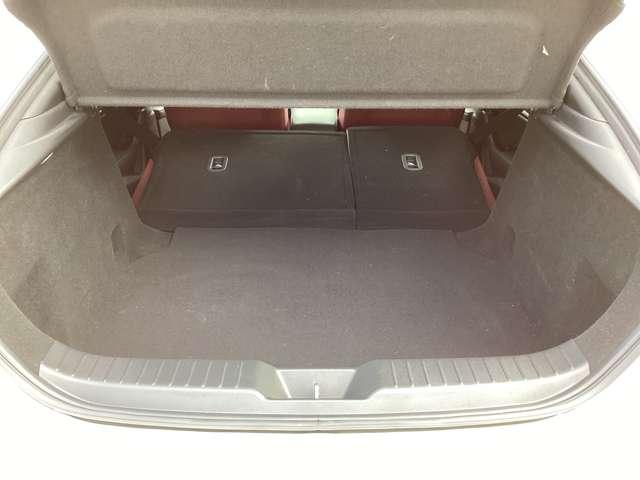 MAZDA3ファストバック 1.5 15S 100周年 特別記念車 衝突軽減ブレーキ(14枚目)