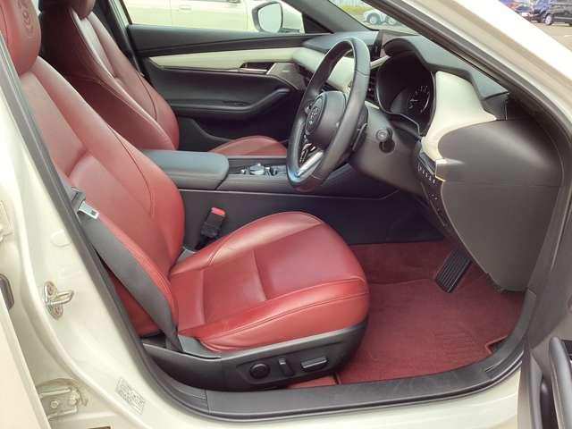 MAZDA3ファストバック 1.5 15S 100周年 特別記念車 衝突軽減ブレーキ(15枚目)