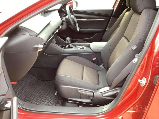 ＭＡＺＤＡ３ファストバック １．５　１５Ｓ　ツーリング　衝突軽減ブレーキ（17枚目）