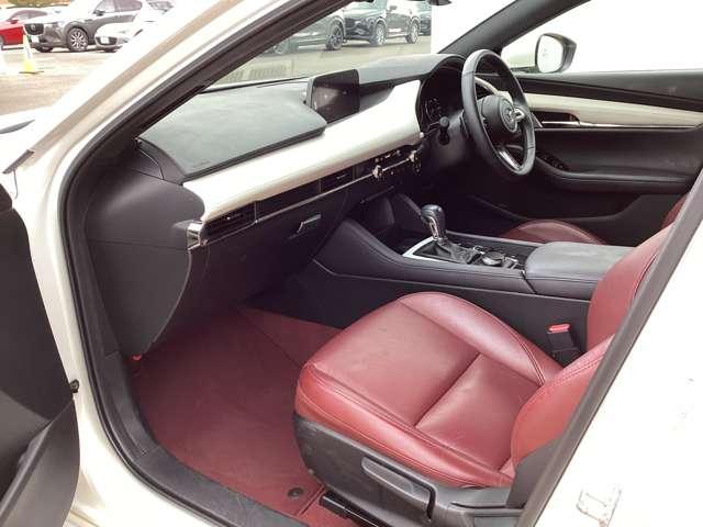 ＭＡＺＤＡ３ファストバック ２．０　２０Ｓ　１００周年　特別記念車（18枚目）