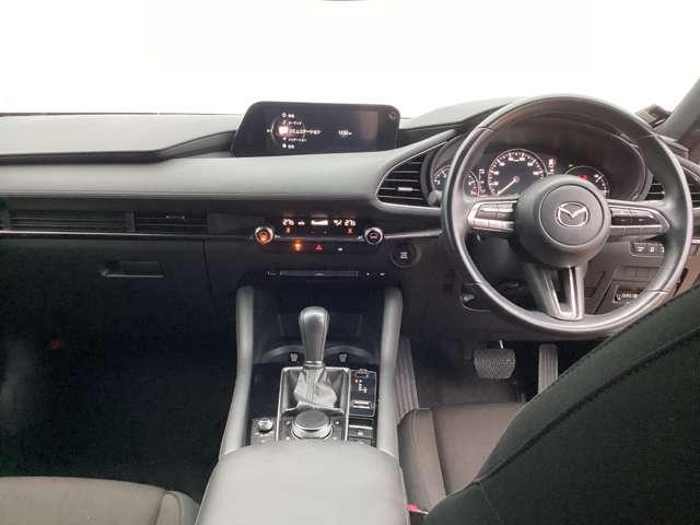 MAZDA3ファストバック 1.5 15S ツーリング(8枚目)