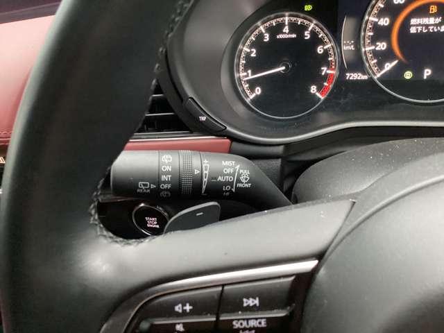 ���C���Z���T�[���C�p�[�𑕔��B�J���̗ʂ����m���Ď����Ń��C�p�[���쓮�����鑕���ł��B�}�c�_�R�l�N�g����Ԍ����C�p�[�ɐ؂�ւ��邱�Ƃ��ł���̂ŁA��ȂǃZ���T�[�ɔ������ɂ����ꍇ�Ȃǂ͕֗��ł�