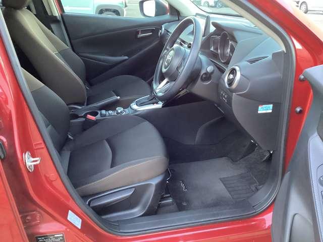 �h���C�o�[���܂������K���Ȏp���ō��葀��ł���}�c�_�Ȃ�ł͂̃y�_�����C�A�E�g�ŉ^�]�����₷���A���ɂ����^�]�Ȃł��B