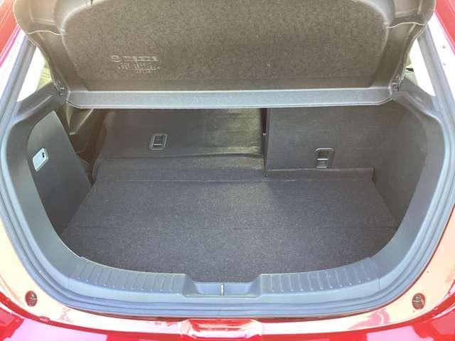 ��ȃV�[�g�͍��E�����œ|��邩�炱��ȂɍL���Ȃ�܂��I�傫�Ȃ����������C�ɂ����ł��܂��ˁI