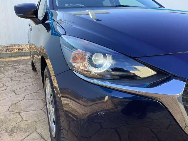 ��Ԃ̎��F�������S�̃A�_�v�e�B�u�k�d�c�w�b�h���C�g�ł��B�w�b�h���C�g�̓f�U�C���ł��傫�Ȉ�ۂƂȂ�܂��B