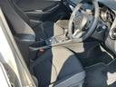 運転席、助手席の感覚はゆとりがあって快適な空間となっております！
