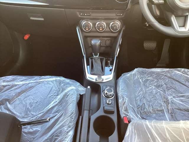 MAZDA2 15 BD I SE 登録済未使用車 360度カメラ オートエア(19枚目)