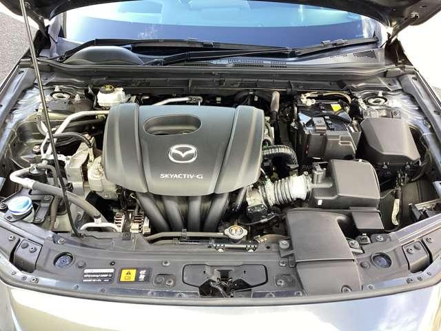 MAZDA3ファストバック 15Sツーリング マニュアル車 360°カメラ ラジオ付きCD(14枚目)