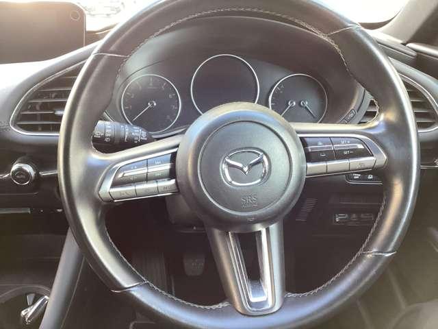 MAZDA3ファストバック 15Sツーリング マニュアル車 360°カメラ ラジオ付きCD(18枚目)