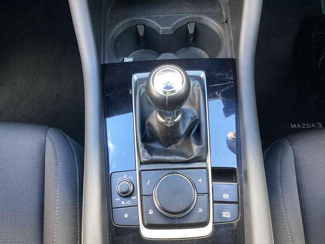 MAZDA3ファストバック 15Sツーリング マニュアル車 360°カメラ ラジオ付きCD(19枚目)
