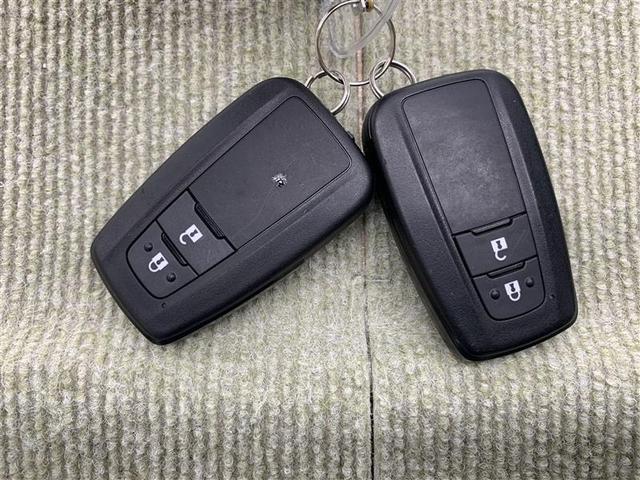 Ｃ－ＨＲ Ｇ　メモリーナビ　ミュージックプレイヤー接続可　バックカメラ　衝突被害軽減システム　ＥＴＣ　ドラレコ　ＬＥＤヘッドランプ　ワンオーナー（15枚目）