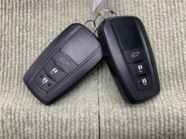 カローラクロス ハイブリッド　Ｚ　フルセグ　メモリーナビ　ミュージックプレイヤー接続可　バックカメラ　衝突被害軽減システム　ＥＴＣ　ドラレコ　ＬＥＤヘッドランプ　ワンオーナー（15枚目）