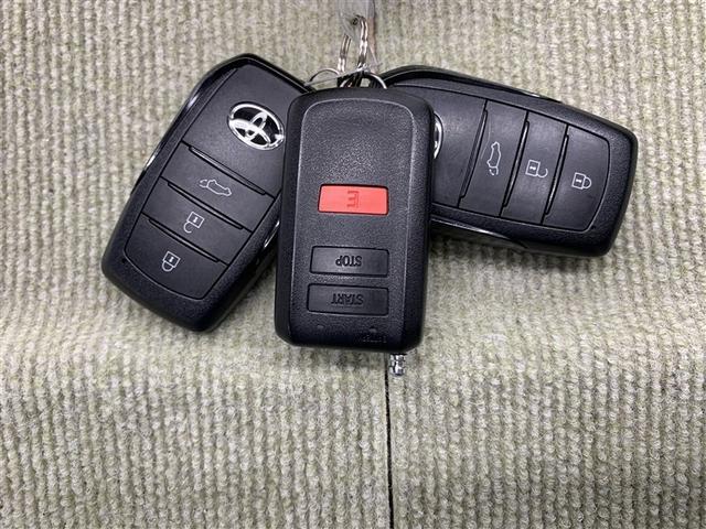 ハリアー Ｚ　４ＷＤ　フルセグ　メモリーナビ　ミュージックプレイヤー接続可　バックカメラ　衝突被害軽減システム　ＥＴＣ　ドラレコ　ＬＥＤヘッドランプ　ワンオーナー（15枚目）