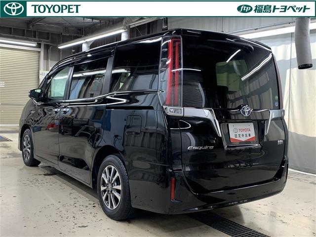 エスクァイア ハイブリッドGi プレミアムパッケージ フルセグ メモリーナビ DVD再生 後席モニター バックカメラ 衝突被害軽減システム ETC ドラレコ 両側電動スライド LEDヘッドランプ 乗車定員7人 3列シート ワンオーナー(4枚目)