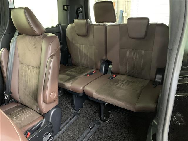 エスクァイア ハイブリッドGi プレミアムパッケージ フルセグ メモリーナビ DVD再生 後席モニター バックカメラ 衝突被害軽減システム ETC ドラレコ 両側電動スライド LEDヘッドランプ 乗車定員7人 3列シート ワンオーナー(10枚目)