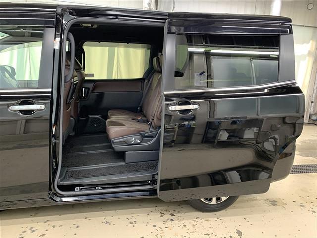 エスクァイア ハイブリッドGi プレミアムパッケージ フルセグ メモリーナビ DVD再生 後席モニター バックカメラ 衝突被害軽減システム ETC ドラレコ 両側電動スライド LEDヘッドランプ 乗車定員7人 3列シート ワンオーナー(37枚目)