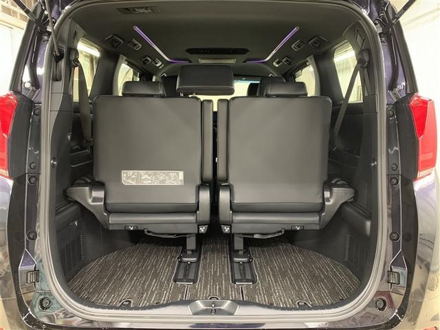 アルファード ２．５Ｓ　タイプゴールドＩＩＩ　フルセグ　メモリーナビ　ＤＶＤ再生　ミュージックプレイヤー接続可　後席モニター　バックカメラ　衝突被害軽減システム　ＥＴＣ　ドラレコ　両側電動スライド　ＬＥＤヘッドランプ　乗車定員７人　３列シート（11枚目）