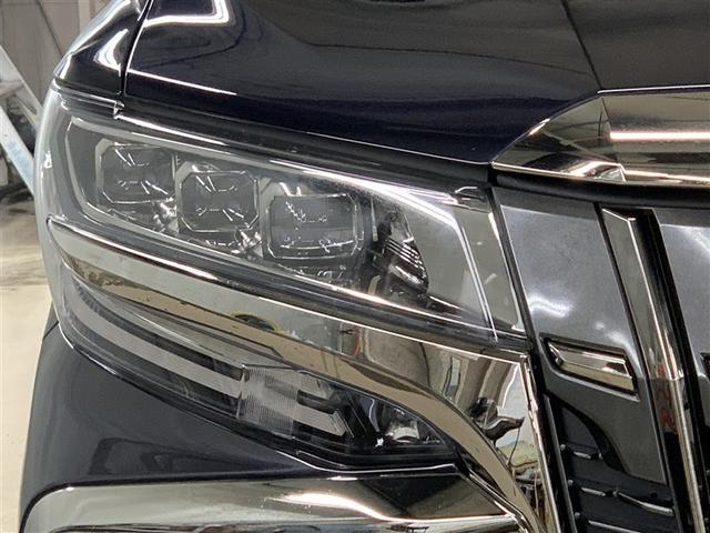 アルファード ２．５Ｓ　タイプゴールドＩＩＩ　フルセグ　メモリーナビ　ＤＶＤ再生　ミュージックプレイヤー接続可　後席モニター　バックカメラ　衝突被害軽減システム　ＥＴＣ　ドラレコ　両側電動スライド　ＬＥＤヘッドランプ　乗車定員７人　３列シート（39枚目）