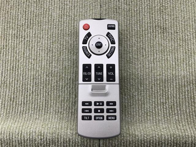 アルファードハイブリッド エグゼクティブラウンジ 革シート サンルーフ 4WD フルセグ メモリーナビ DVD再生 ミュージックプレイヤー接続可 後席モニター バックカメラ 衝突被害軽減システム ETC ドラレコ 両側電動スライド LEDヘッドランプ(17枚目)