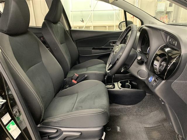 ヴィッツ ハイブリッドＵ　スポーティパッケージ　フルセグ　メモリーナビ　ＤＶＤ再生　バックカメラ　衝突被害軽減システム　ＥＴＣ　ＬＥＤヘッドランプ　ワンオーナー（8枚目）