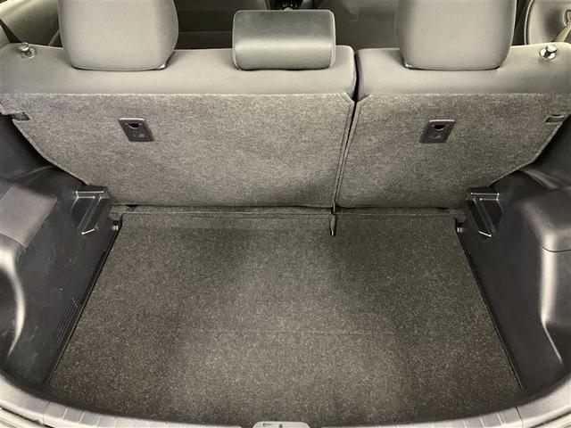 ヴィッツ ハイブリッドＵ　スポーティパッケージ　フルセグ　メモリーナビ　ＤＶＤ再生　バックカメラ　衝突被害軽減システム　ＥＴＣ　ＬＥＤヘッドランプ　ワンオーナー（10枚目）