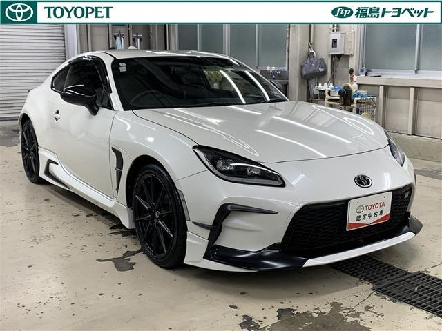 ＧＲ８６ ＲＺ　フルセグ　メモリーナビ　ＤＶＤ再生　バックカメラ　ドラレコ　ＬＥＤヘッドランプ　ワンオーナー　フルエアロ（3枚目）