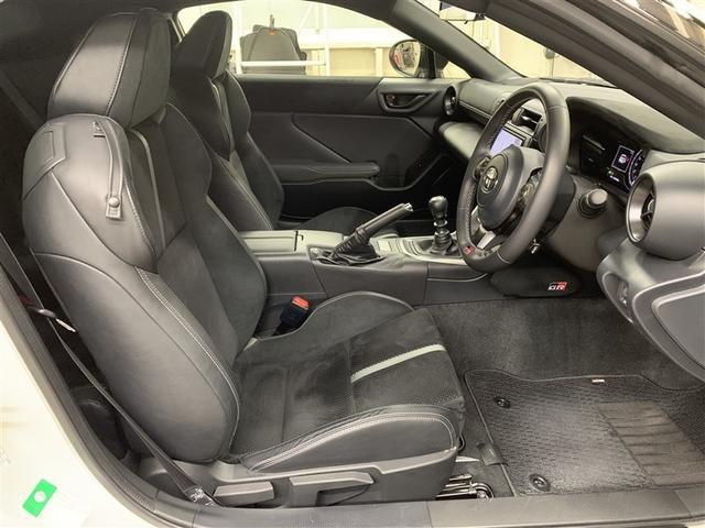 ＧＲ８６ ＲＺ　フルセグ　メモリーナビ　ＤＶＤ再生　バックカメラ　ドラレコ　ＬＥＤヘッドランプ　ワンオーナー　フルエアロ（8枚目）