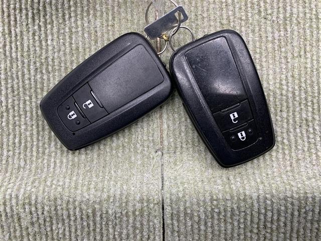 カローラツーリング ハイブリッド　ダブルバイビー　フルセグ　メモリーナビ　ミュージックプレイヤー接続可　バックカメラ　衝突被害軽減システム　ＥＴＣ　ドラレコ　ＬＥＤヘッドランプ（15枚目）