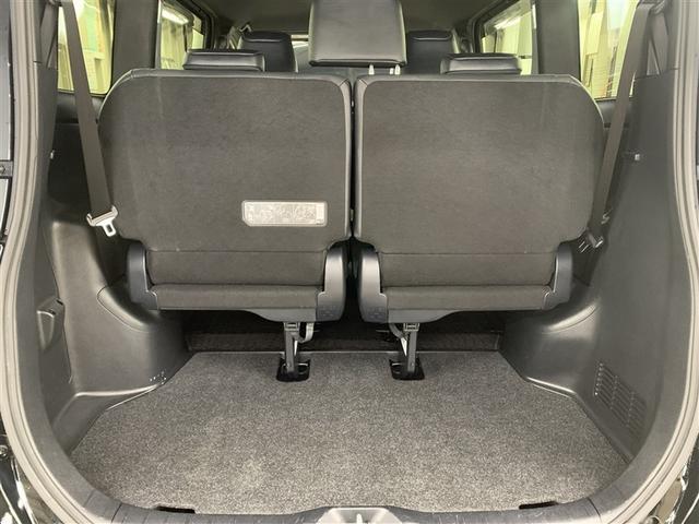 エスクァイア Ｇｉ　４ＷＤ　フルセグ　メモリーナビ　ＤＶＤ再生　バックカメラ　衝突被害軽減システム　ＥＴＣ　ドラレコ　両側電動スライド　ＬＥＤヘッドランプ　乗車定員７人　３列シート　ワンオーナー　アイドリングストップ（11枚目）