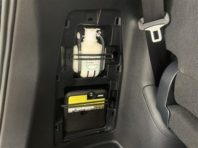 エスクァイア Ｇｉ　４ＷＤ　フルセグ　メモリーナビ　ＤＶＤ再生　バックカメラ　衝突被害軽減システム　ＥＴＣ　ドラレコ　両側電動スライド　ＬＥＤヘッドランプ　乗車定員７人　３列シート　ワンオーナー　アイドリングストップ（12枚目）