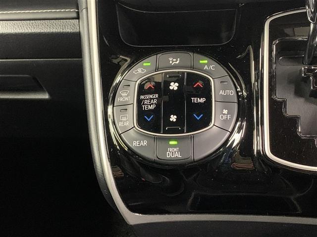 エスクァイア Ｇｉ　４ＷＤ　フルセグ　メモリーナビ　ＤＶＤ再生　バックカメラ　衝突被害軽減システム　ＥＴＣ　ドラレコ　両側電動スライド　ＬＥＤヘッドランプ　乗車定員７人　３列シート　ワンオーナー　アイドリングストップ（25枚目）