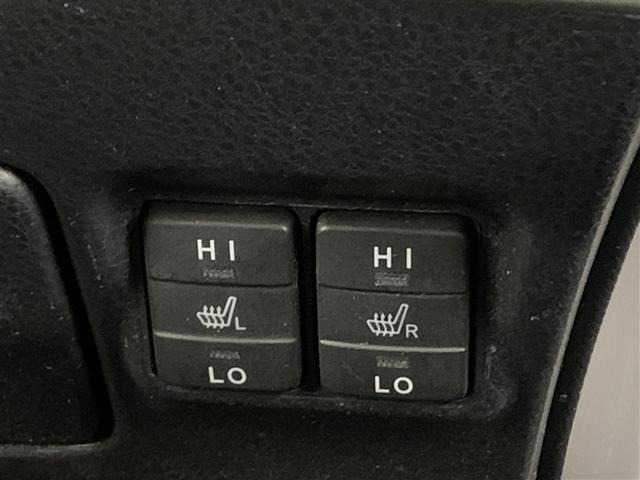 エスクァイア Ｇｉ　４ＷＤ　フルセグ　メモリーナビ　ＤＶＤ再生　バックカメラ　衝突被害軽減システム　ＥＴＣ　ドラレコ　両側電動スライド　ＬＥＤヘッドランプ　乗車定員７人　３列シート　ワンオーナー　アイドリングストップ（33枚目）