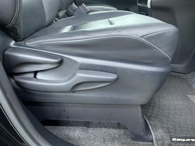 エスクァイア Ｇｉ　４ＷＤ　フルセグ　メモリーナビ　ＤＶＤ再生　バックカメラ　衝突被害軽減システム　ＥＴＣ　ドラレコ　両側電動スライド　ＬＥＤヘッドランプ　乗車定員７人　３列シート　ワンオーナー　アイドリングストップ（36枚目）