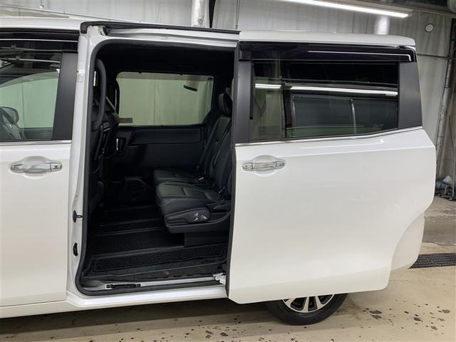 エスクァイア Gi 4WD フルセグ メモリーナビ DVD再生 バックカメラ 衝突被害軽減システム ETC 両側電動スライド LEDヘッドランプ 乗車定員7人 3列シート ワンオーナー アイドリングストップ(37枚目)