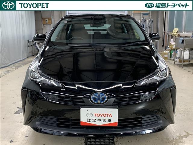 プリウス Ｓ　メモリーナビ　ミュージックプレイヤー接続可　バックカメラ　衝突被害軽減システム　ＥＴＣ　ＬＥＤヘッドランプ（2枚目）