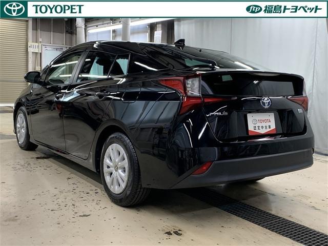 プリウス Ｓ　メモリーナビ　ミュージックプレイヤー接続可　バックカメラ　衝突被害軽減システム　ＥＴＣ　ＬＥＤヘッドランプ（4枚目）