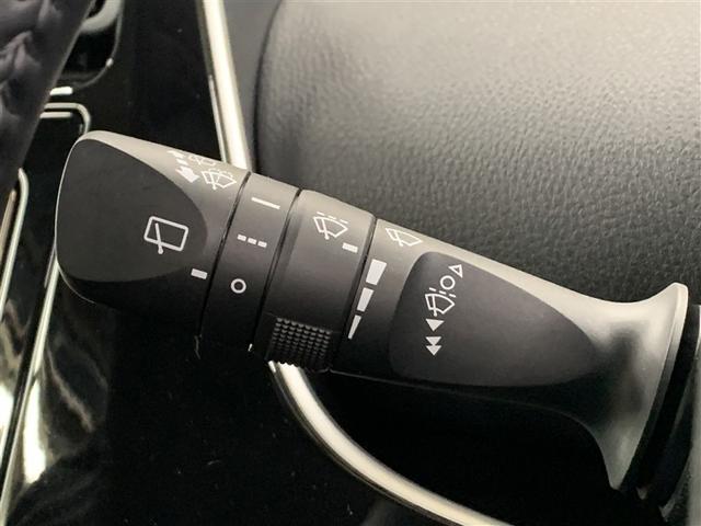 プリウス Ｓ　メモリーナビ　ミュージックプレイヤー接続可　バックカメラ　衝突被害軽減システム　ＥＴＣ　ＬＥＤヘッドランプ（25枚目）