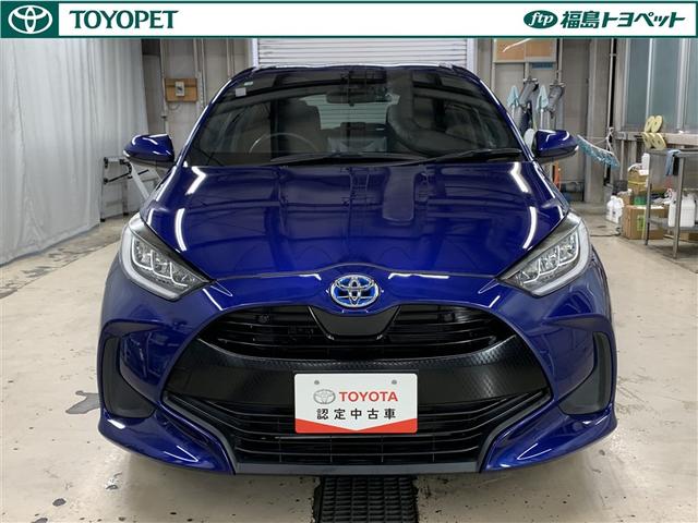ヤリス ハイブリッドＺ　メモリーナビ　ミュージックプレイヤー接続可　バックカメラ　衝突被害軽減システム　ＥＴＣ　ドラレコ　ＬＥＤヘッドランプ（2枚目）