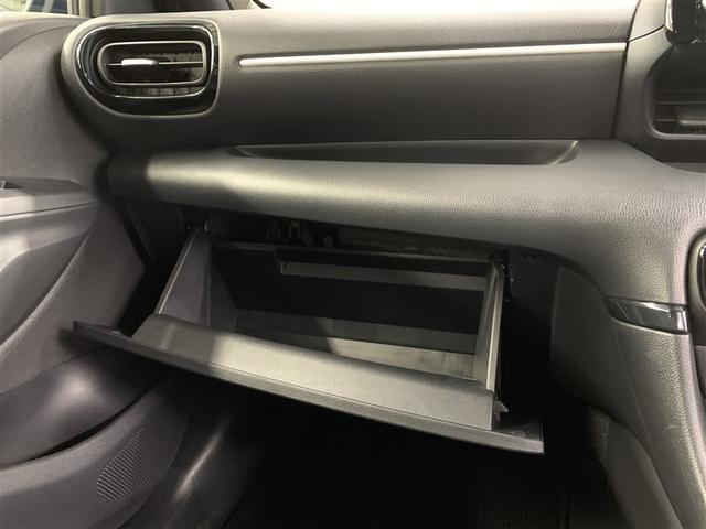 ヤリス ハイブリッドＺ　メモリーナビ　ミュージックプレイヤー接続可　バックカメラ　衝突被害軽減システム　ＥＴＣ　ドラレコ　ＬＥＤヘッドランプ（31枚目）