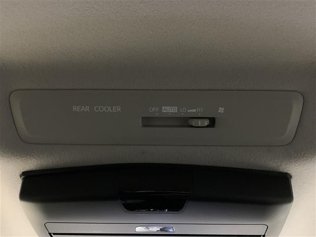 ヴォクシー ＺＳ　煌ＩＩ　フルセグ　メモリーナビ　ＤＶＤ再生　後席モニター　バックカメラ　衝突被害軽減システム　ＥＴＣ　両側電動スライド　ＬＥＤヘッドランプ　ウオークスルー　乗車定員７人　３列シート　アイドリングストップ（24枚目）